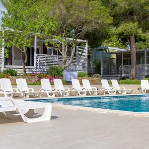 4* Üdülőpark Mobile Homes Peskera